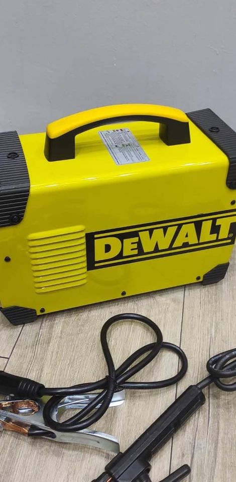 DEWALT 250 AMPER İNVERTER ÇANTA KAYNAK